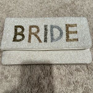 Bride clutch